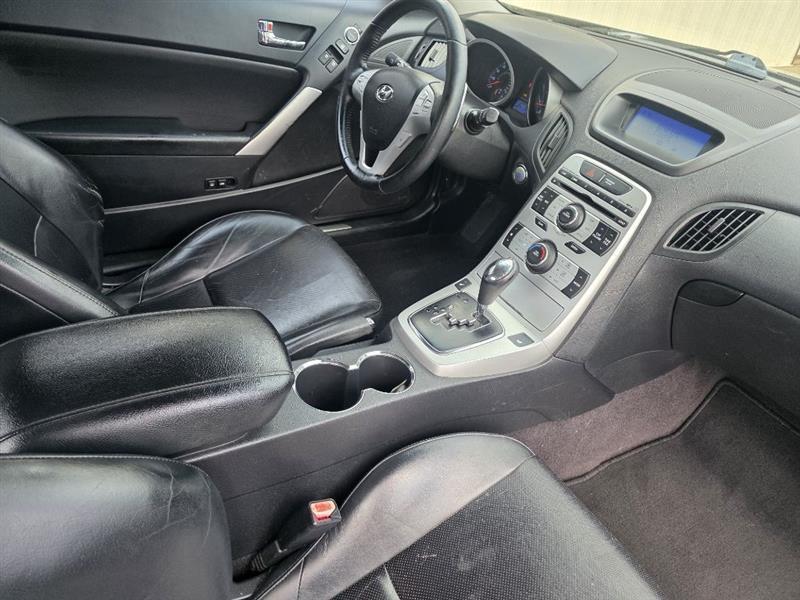Hyundai Genesis Coupe 3.8 Auto 2010