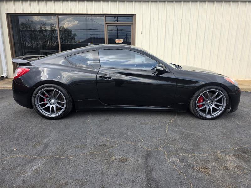Hyundai Genesis Coupe 3.8 Auto 2010