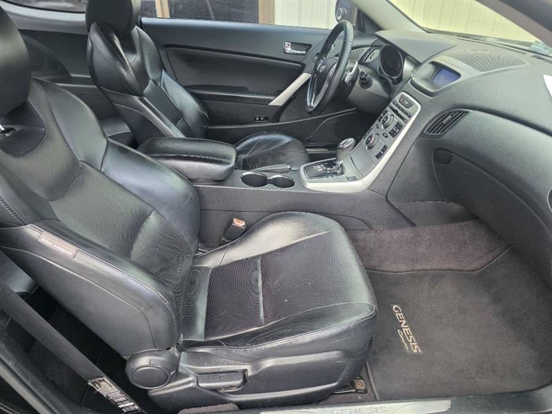 Hyundai Genesis Coupe 3.8 Auto 2010