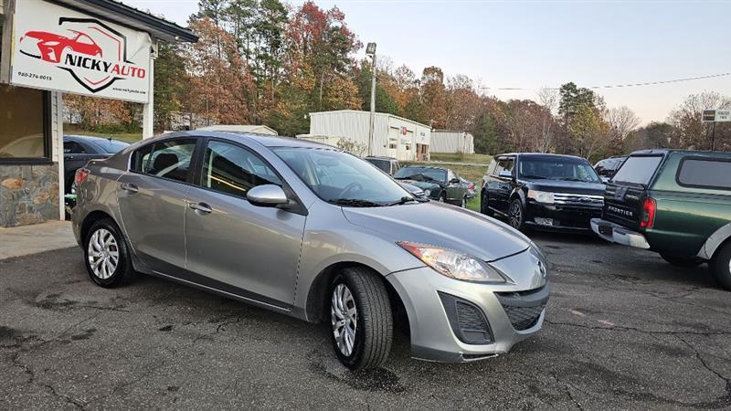 Mazda MAZDA3 i Sport 4-Door 2011