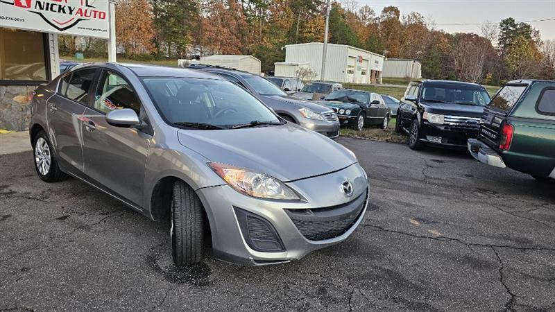 Mazda MAZDA3 i Sport 4-Door 2011