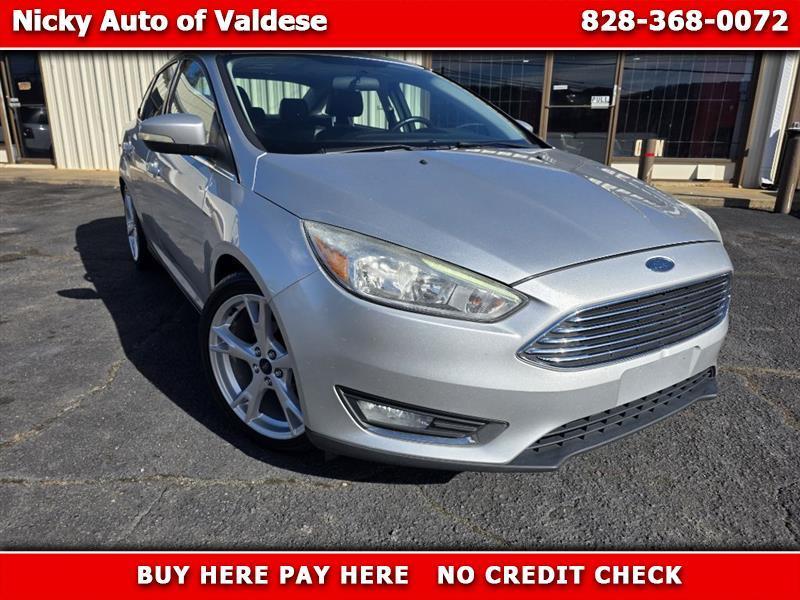 Ford Focus Titanium Sedan 2016