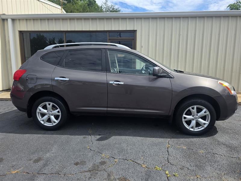 Nissan Rogue S AWD 2010
