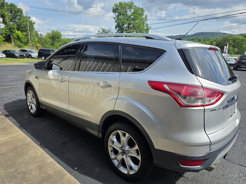 Ford Escape Titanium 4WD 2015