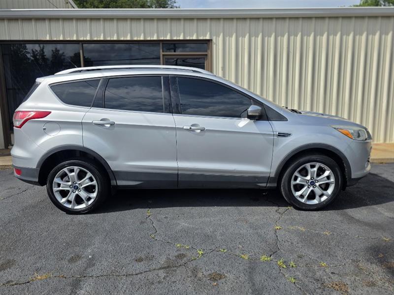Ford Escape Titanium 4WD 2015