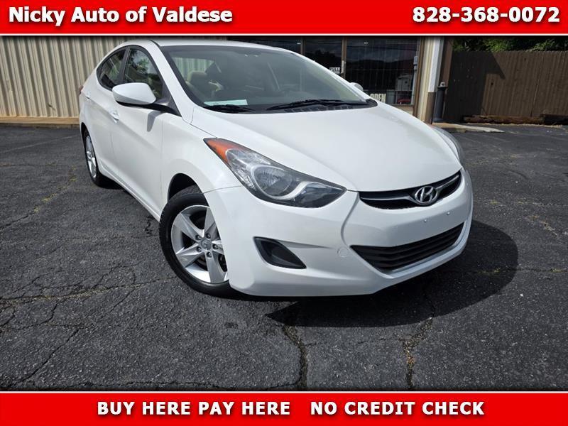 Hyundai Elantra GLS M/T 2013