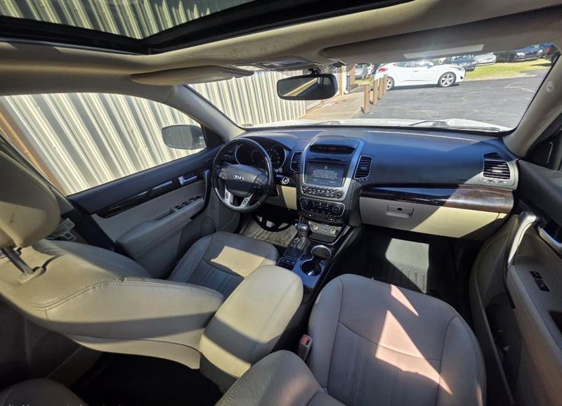 Kia Sorento EX V6 2WD 2015