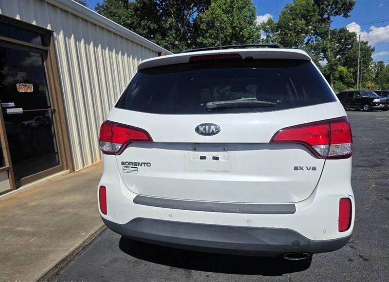 Kia Sorento EX V6 2WD 2015