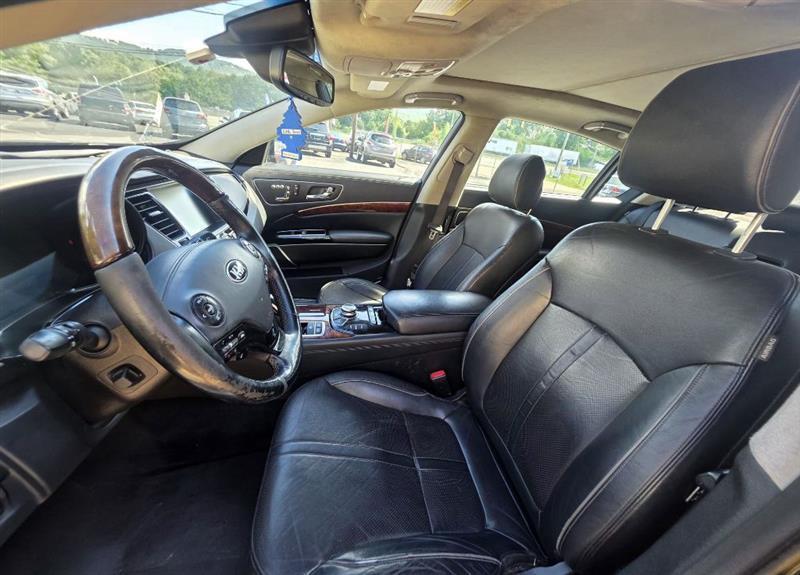 Kia K900  2015