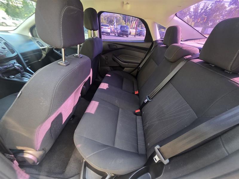 Ford Focus S Sedan 2016