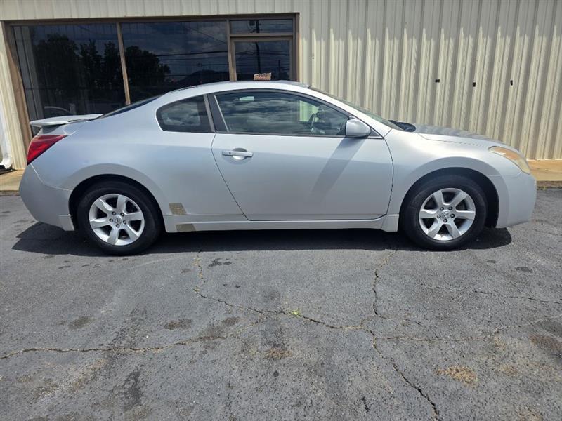 Nissan Altima 2.5 S Coupe 2009