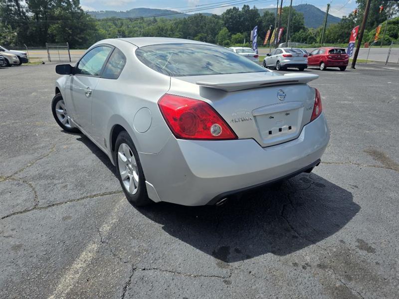 Nissan Altima 2.5 S Coupe 2009