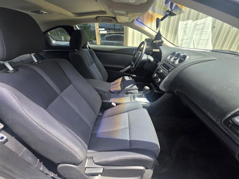 Nissan Altima 2.5 S Coupe 2009