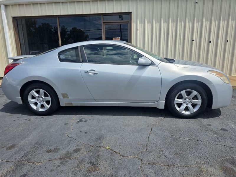 Nissan Altima 2.5 S Coupe 2009