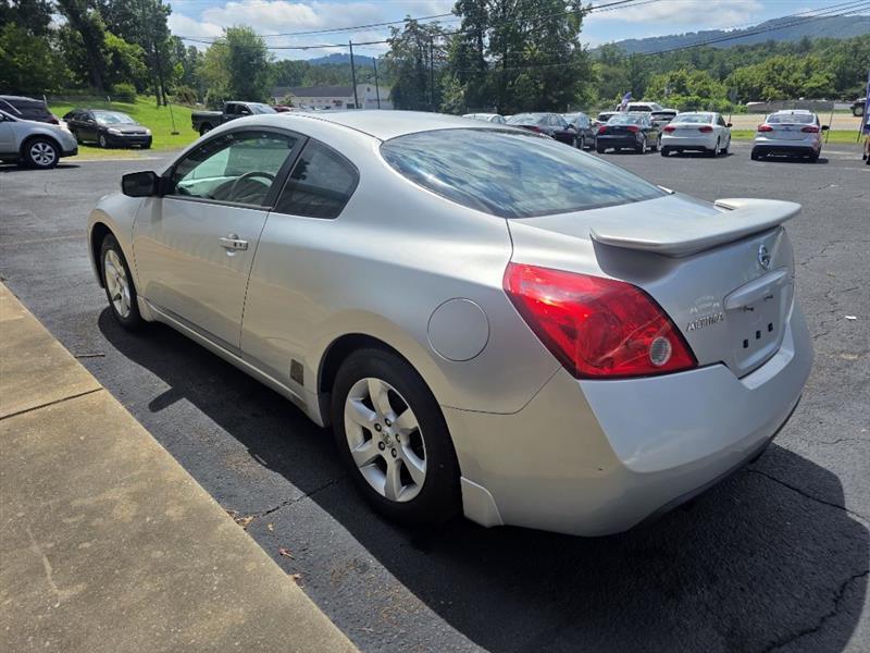 Nissan Altima 2.5 S Coupe 2009