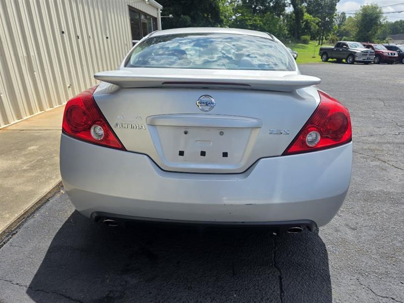 Nissan Altima 2.5 S Coupe 2009