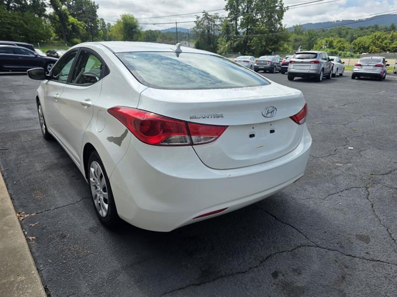 Hyundai Elantra GLS A/T 2012
