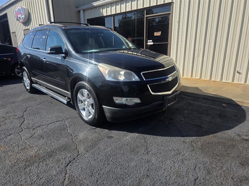 Chevrolet Traverse 2LT FWD 2012