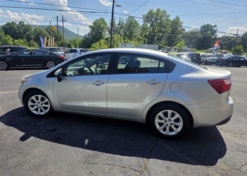 Kia Rio LX 2014