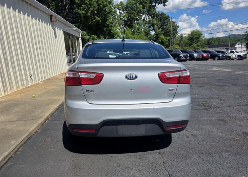 Kia Rio LX 2014