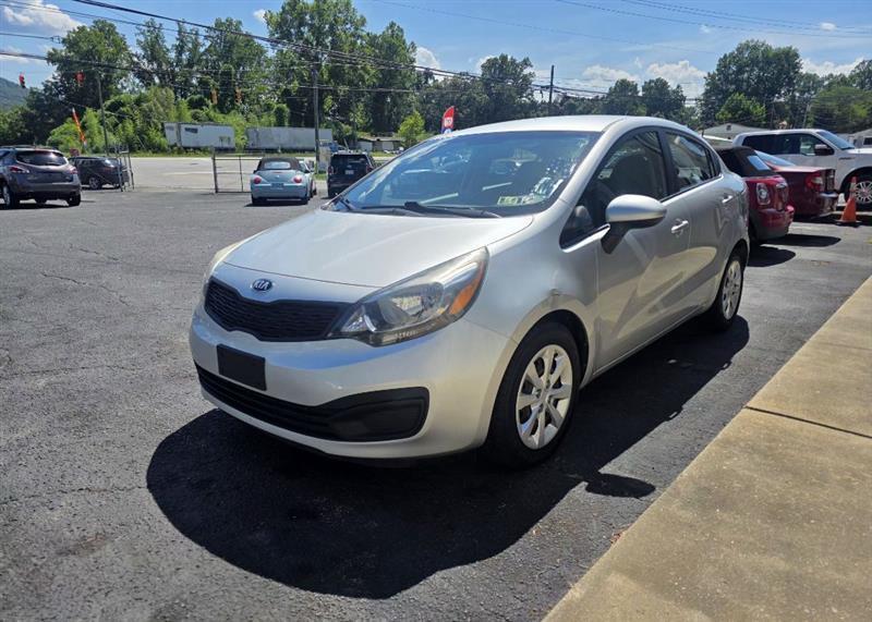 Kia Rio LX 2014