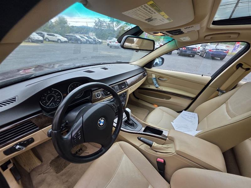 BMW 3-Series 328i 2009