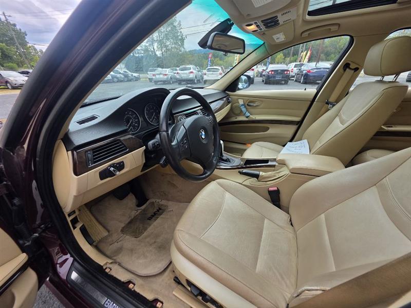 BMW 3-Series 328i 2009