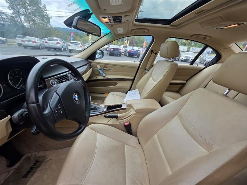 BMW 3-Series 328i 2009