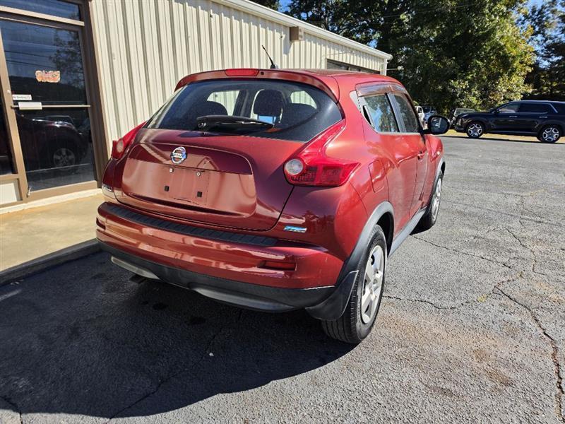 Nissan Juke S FWD 2013