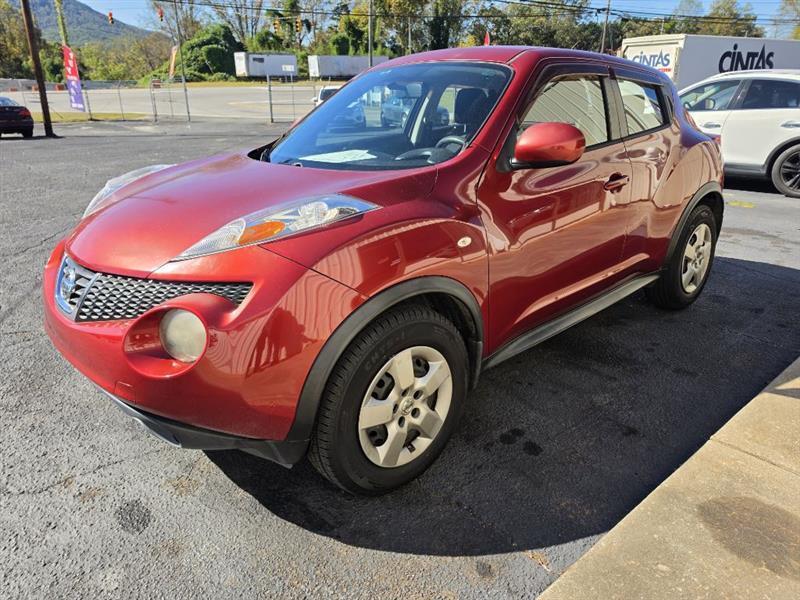Nissan Juke S FWD 2013
