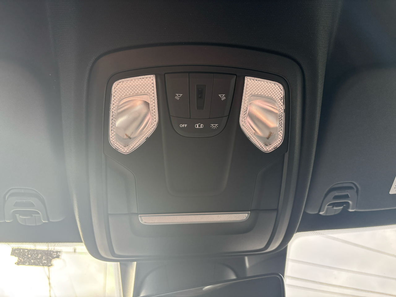 RAM 1500 Tradesman 4x4 Crew Cab 6'4" Box 2021