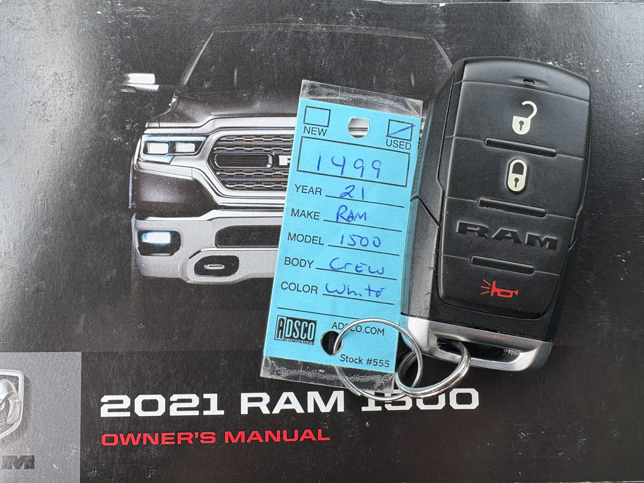 RAM 1500 Tradesman 4x4 Crew Cab 6'4" Box 2021