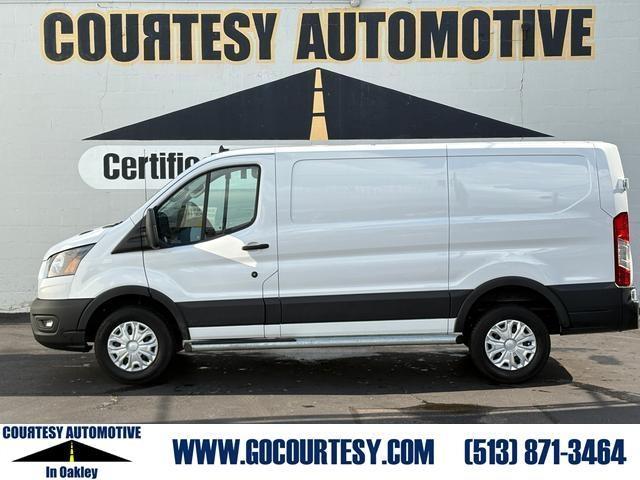 2024 Ford Transit Cargo Van T-250 130" Low Rf 9070 GVWR RWD