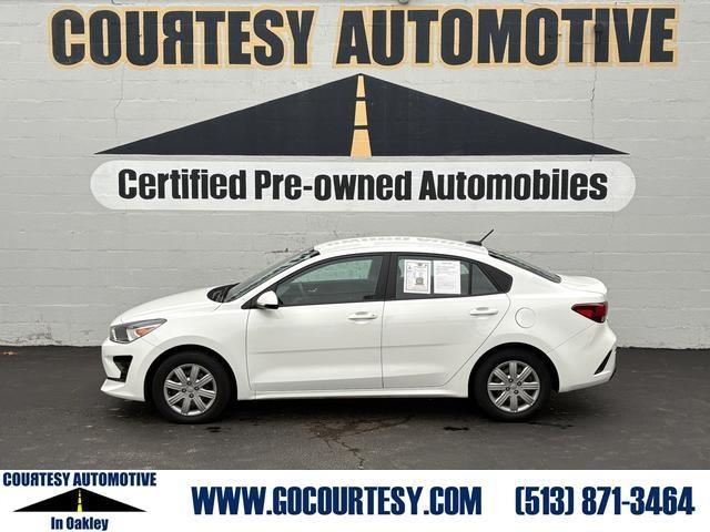 2023 Kia Rio S's photo