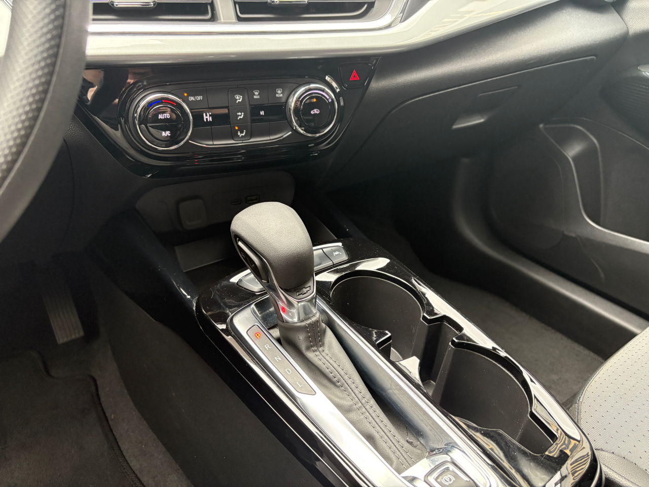 Chevrolet Trax FWD 4dr LT 2024