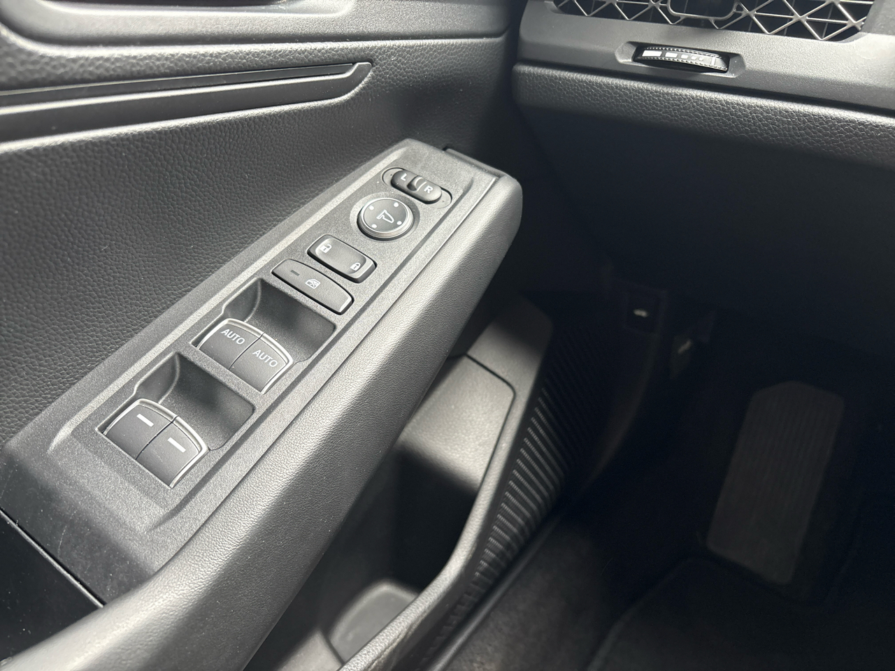 Honda Accord Sedan LX CVT 2025