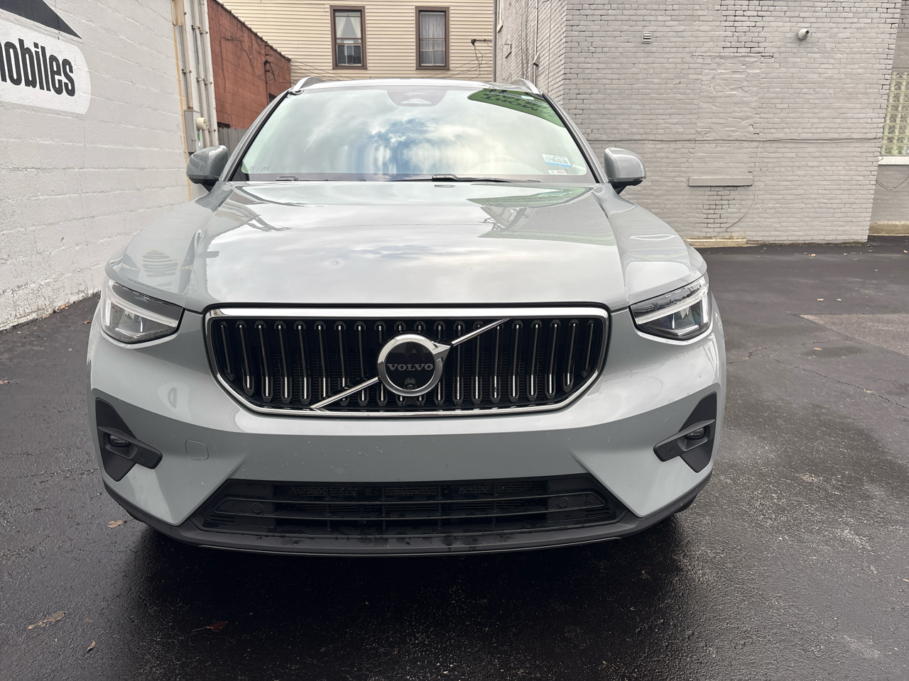 Volvo XC40 B5 AWD Plus Bright Theme 2024