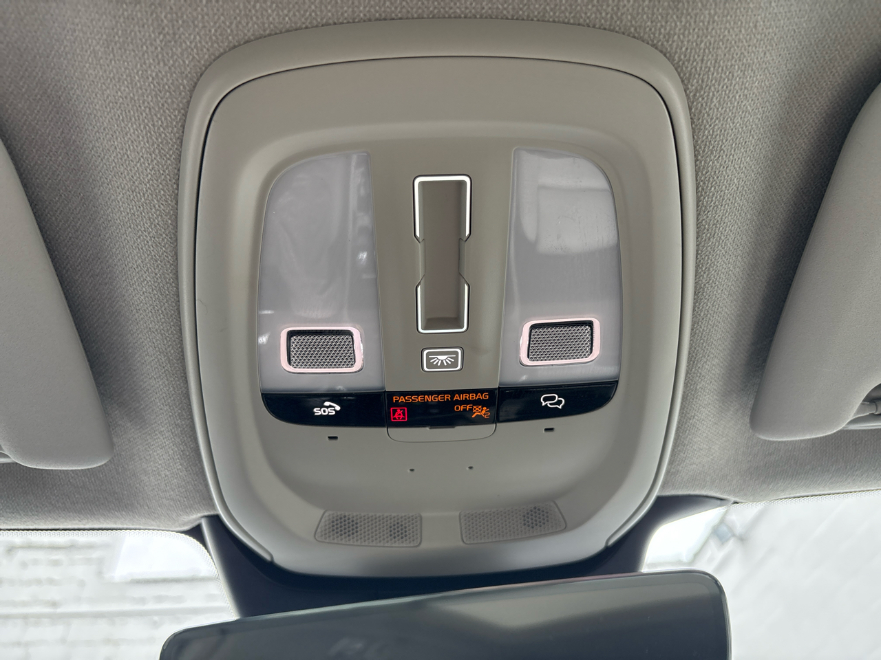 Volvo XC40 B5 AWD Plus Bright Theme 2024