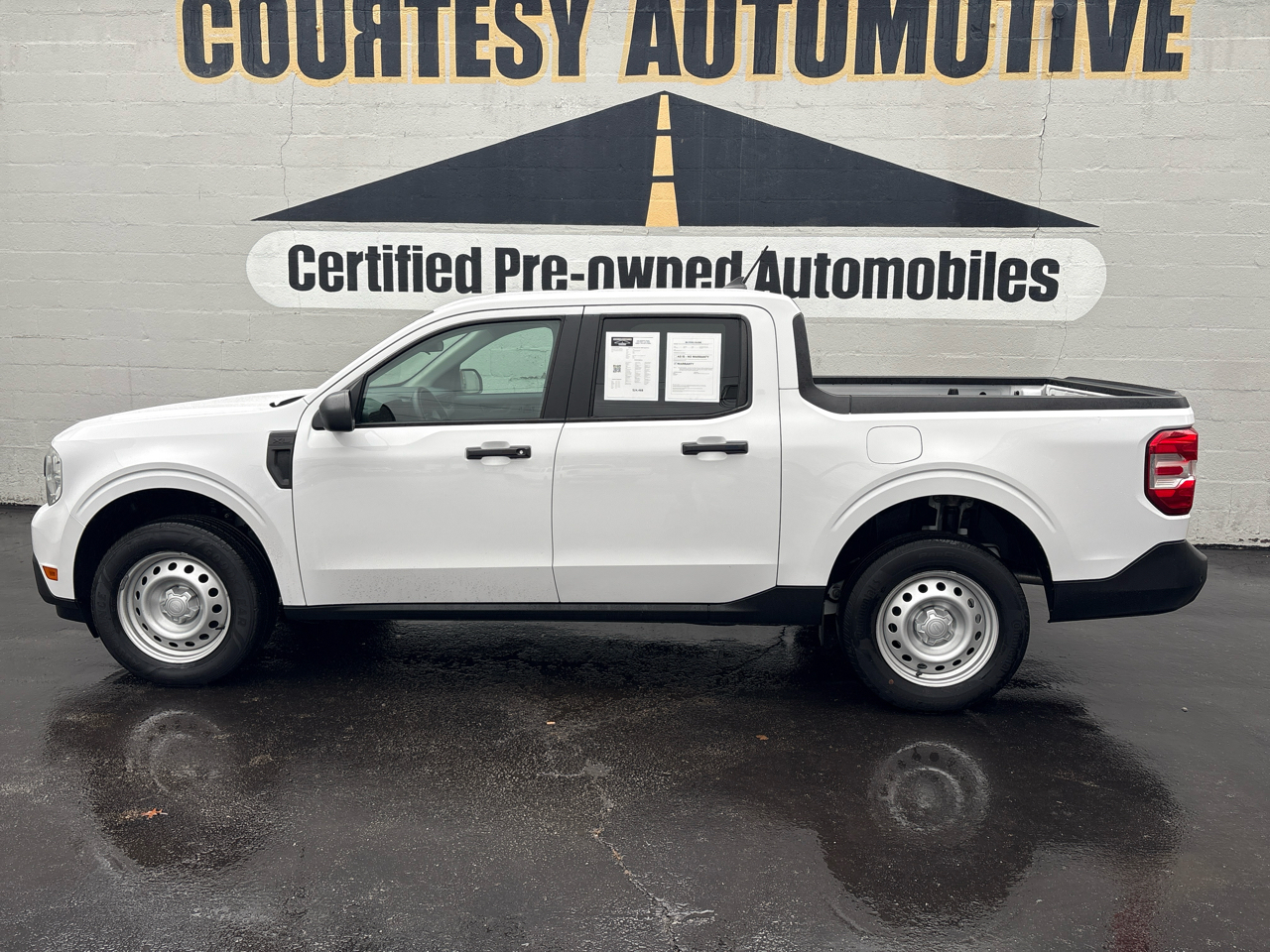 Ford Maverick XL FWD SuperCrew 2023