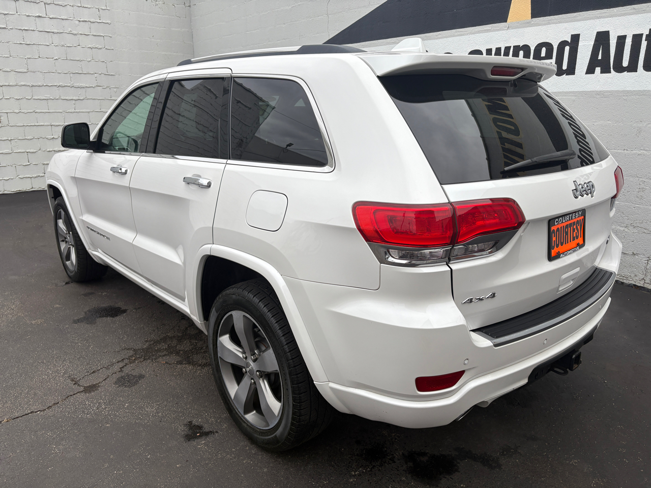 Jeep Grand Cherokee 4WD 4dr Overland 2016