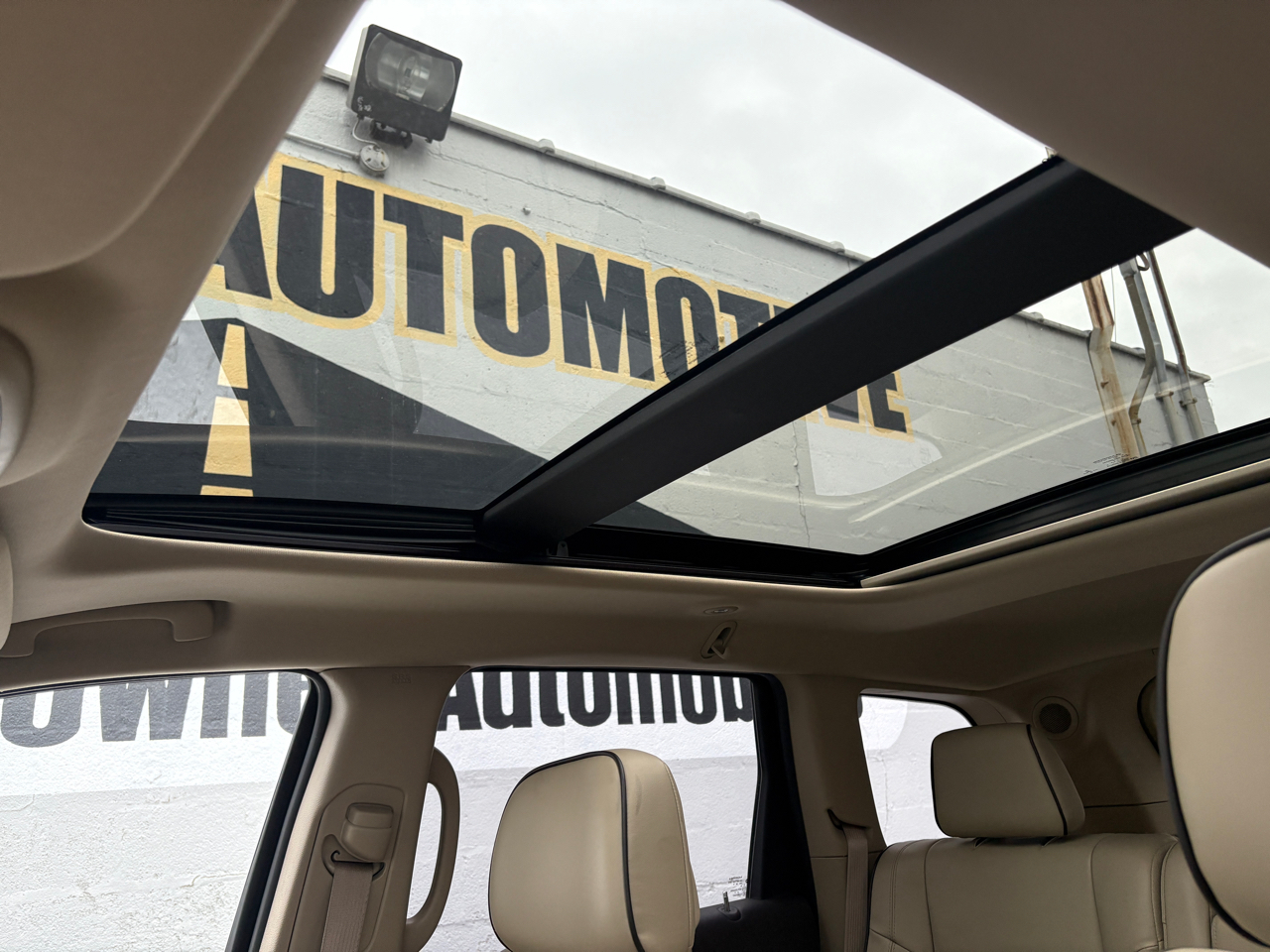 Jeep Grand Cherokee 4WD 4dr Overland 2016