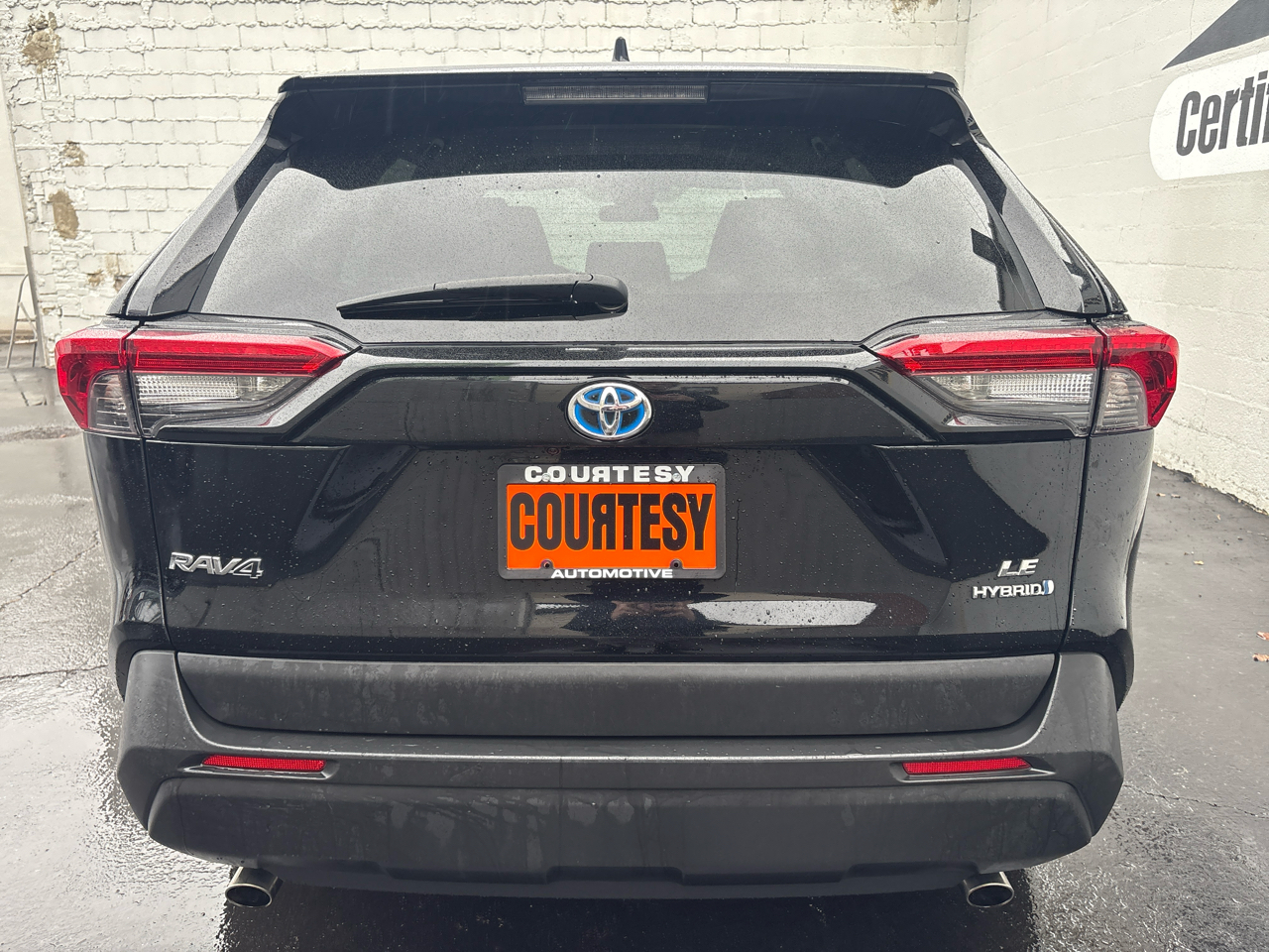 Toyota RAV4 Hybrid LE AWD (Natl) 2022