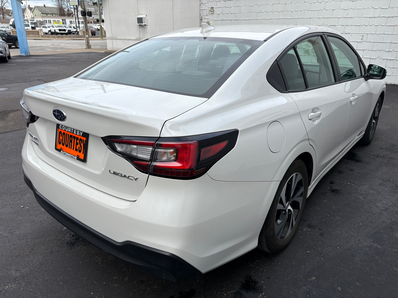 Subaru Legacy Premium AWD 2025