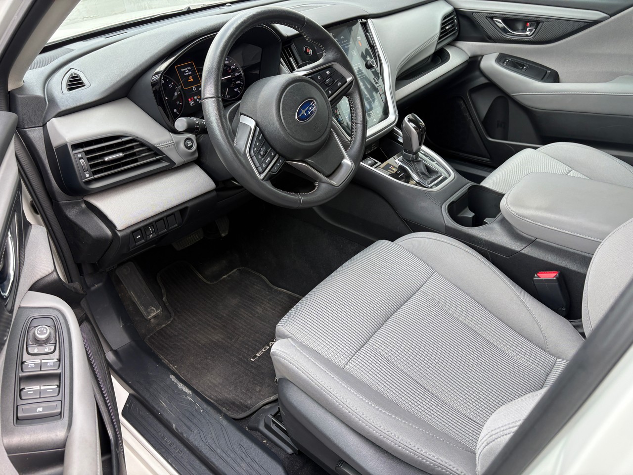 Subaru Legacy Premium AWD 2025