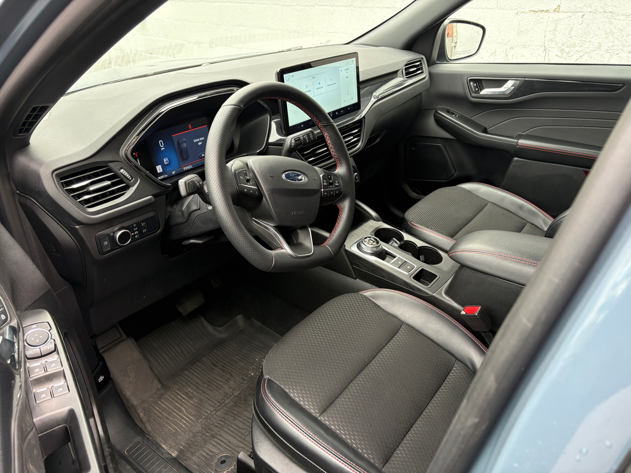 Ford Escape ST-Line FWD 2025