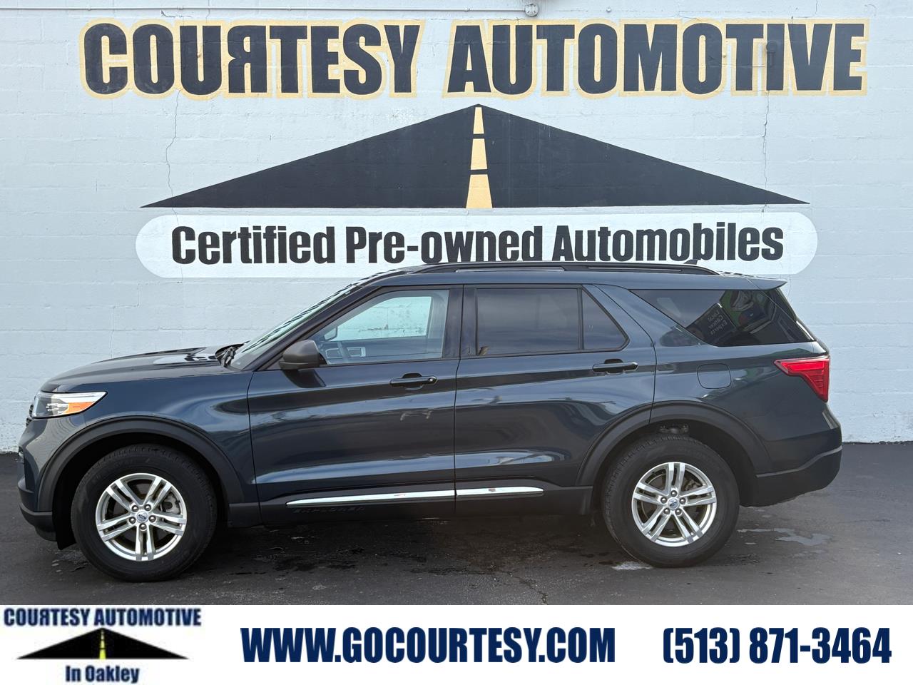 2023 Ford Explorer XLT 4WD