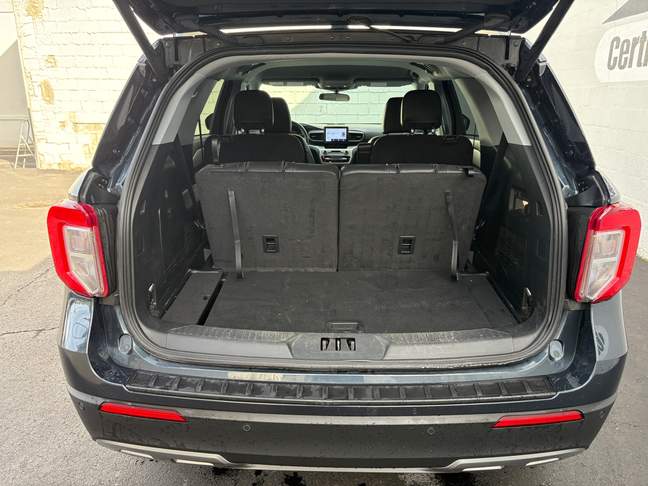 Ford Explorer XLT 4WD 2023