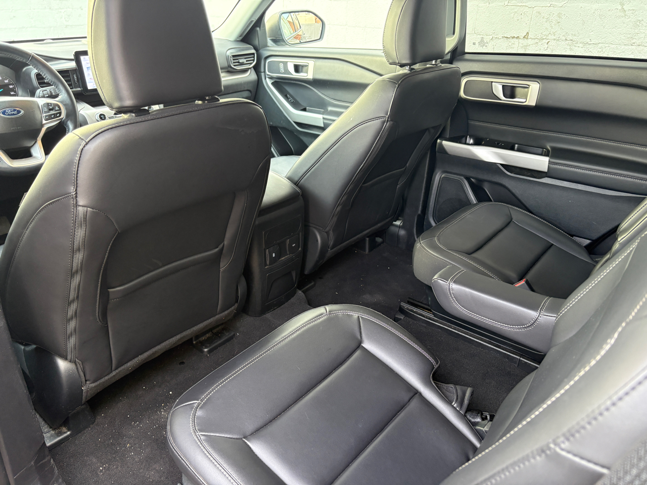 Ford Explorer XLT 4WD 2023