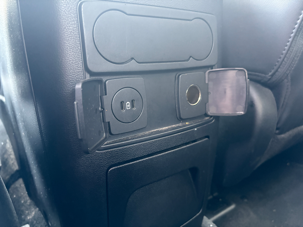 Ford Explorer XLT 4WD 2023