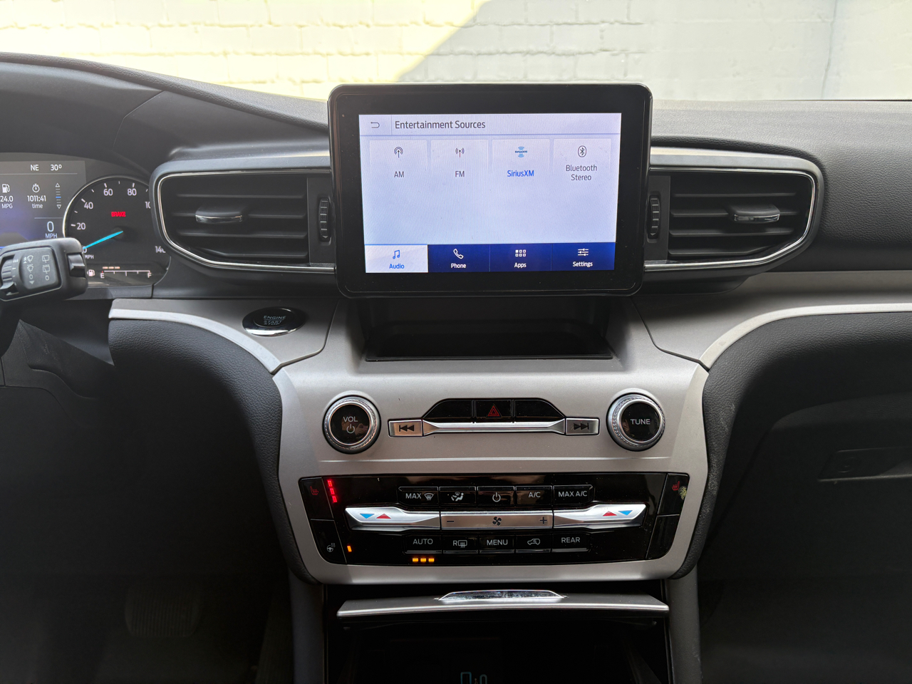 Ford Explorer XLT 4WD 2023